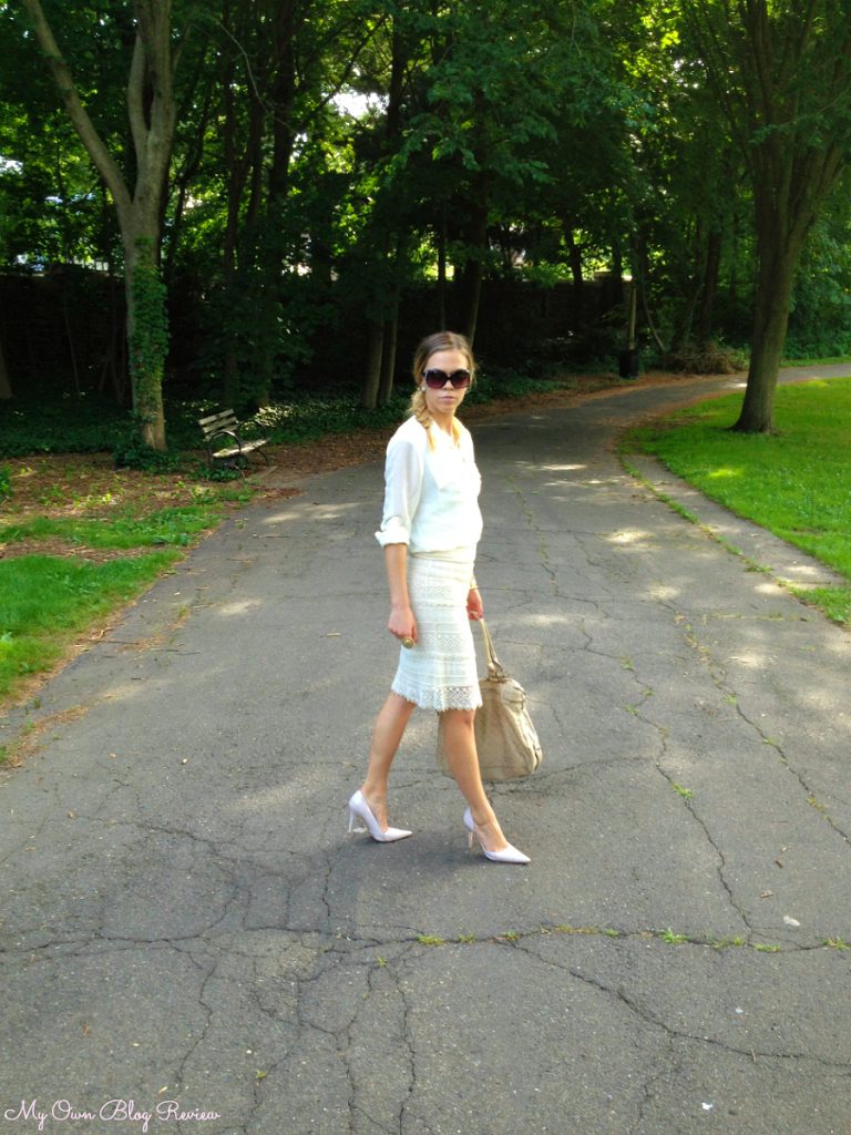 Three Simple Steps to Stand Out in a Monochromatic Outfit! on My Own Blog Review