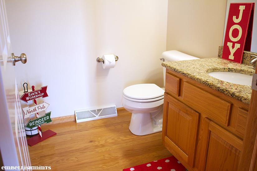 It's that time of year again! The Holidays are in full swing, so it's time to get your house, and guest bathroom holiday ready! Find out how on www.Embellishmints.com