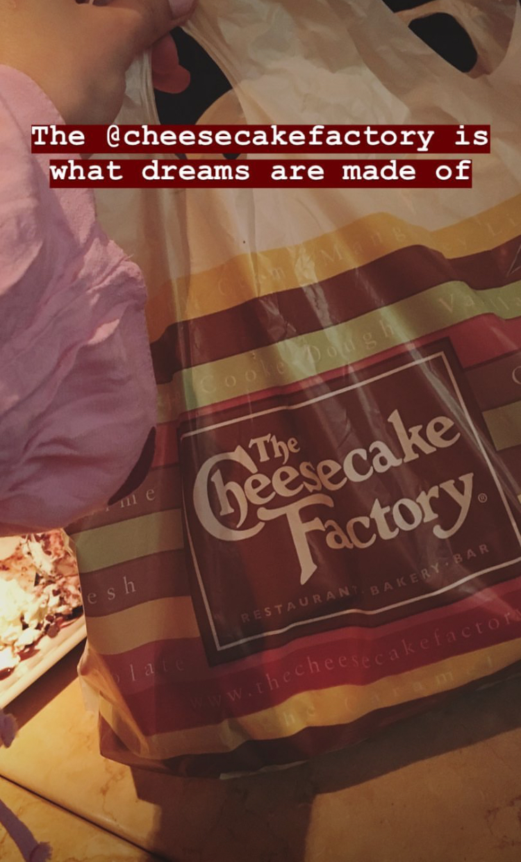 The Cheesecake Factory: Progressive Dinner at Woodfield Mall in Schaumburg, Illinois. The largest mall in Chicago, and one the biggest in the United States. www.Embellishmints.com